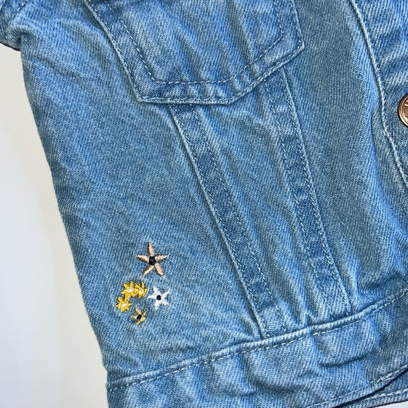 🛍 PRETTY Little GIRLS  FLOWER JEAN JACKET SIZE 4T 🛍 - Picture 4 of 8